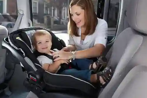 bebe en silla par coche disney world orlando