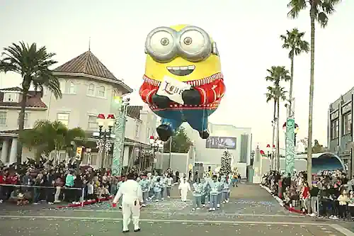 Universal Studios parade minion Macy's orlando