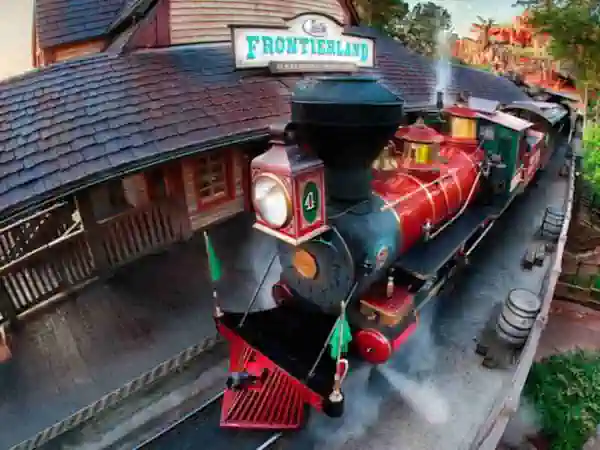 wealt disney world railorad atraccion magic kingdom Orlando