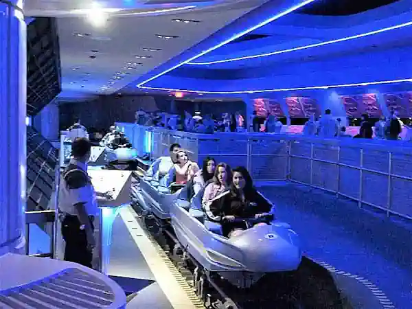 space mountain atraccion magic kingdom orlando