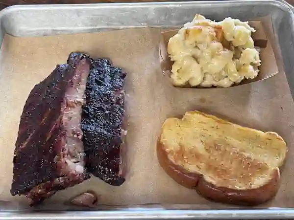 pork ribs del regal eagle smokehouse disney