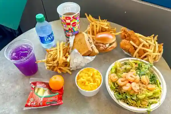 platos del cosmic ray's starlight cafe